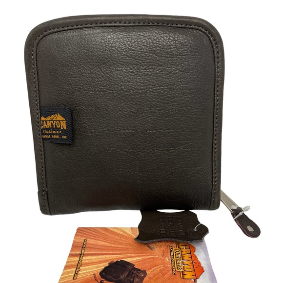 Canyon Outback Leather Goods Genuine Cowhide Leather Travel Zipper Pouch NWT NOS - Picture 4 of 12